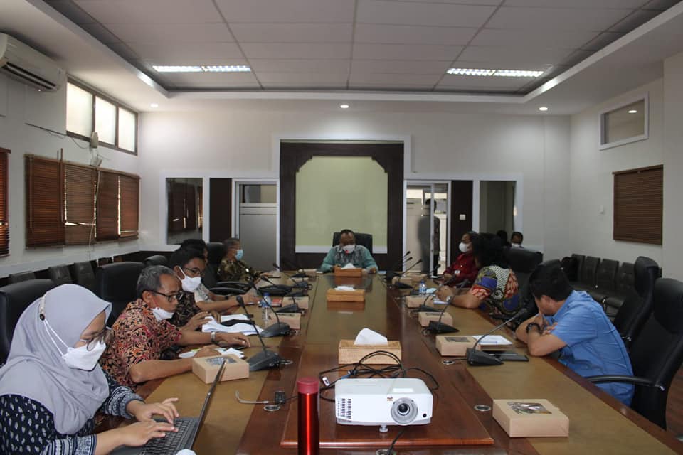 rapat-terkait-dukungan-pemerintah-untuk-mempercepat-proses-bast-dan-basto